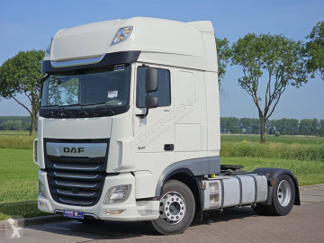 Cabeza tractora DAF