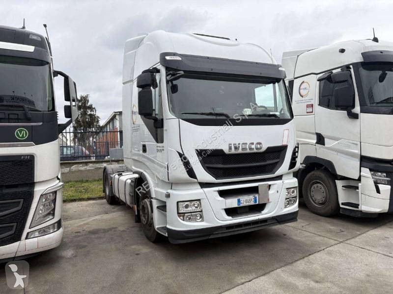 Traktor Iveco