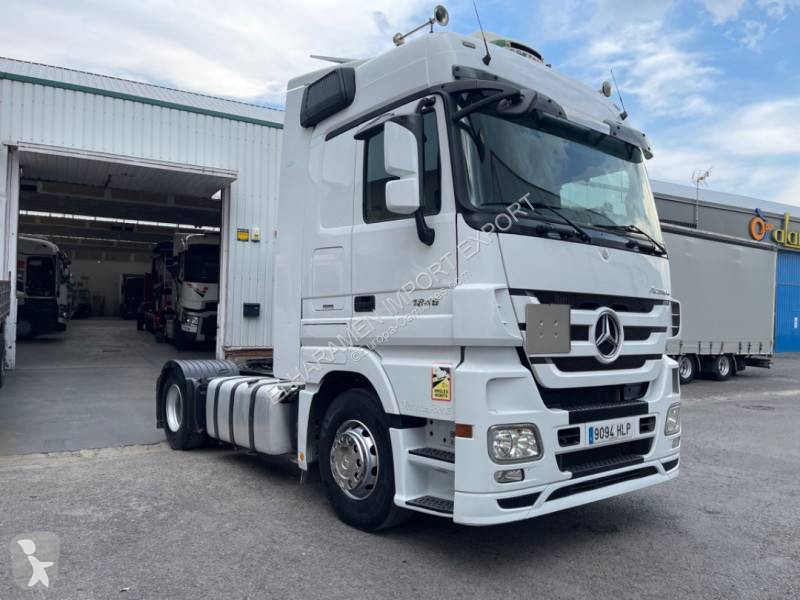 Traktor Mercedes