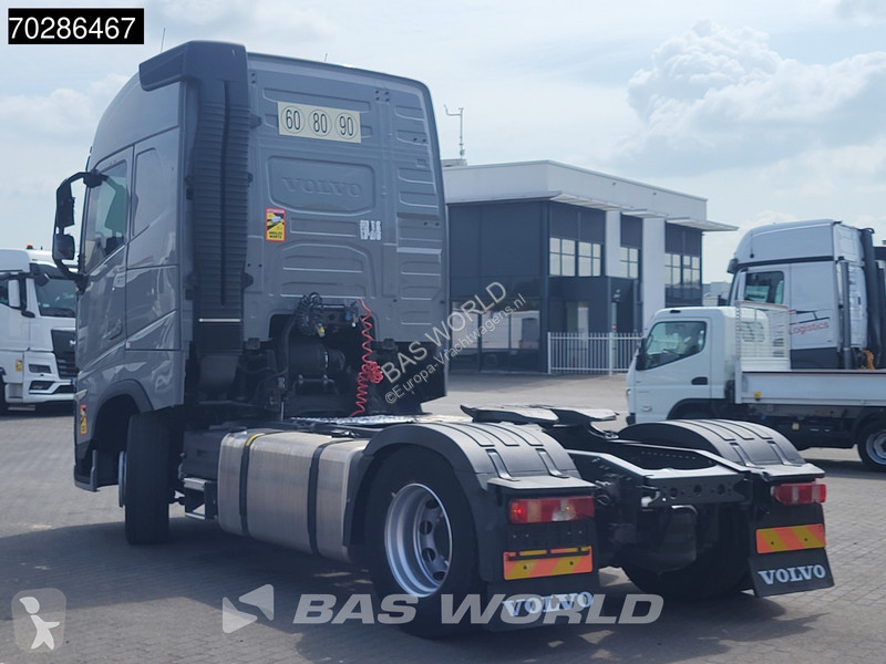 Tractor Volvo FH 4X2 VEB+ I-ParkCool 2xTanks...