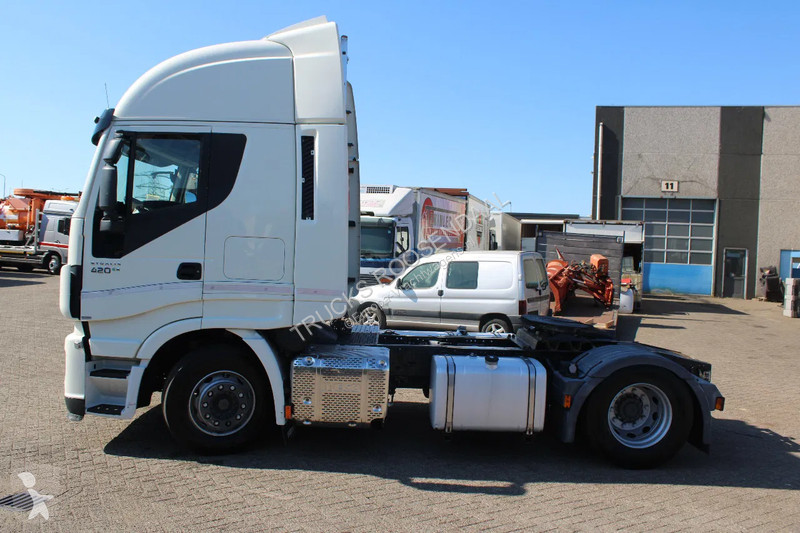 Traktor Iveco 420 + EURO 6