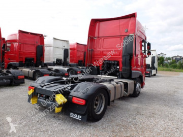 Cabeza tractora DAF
