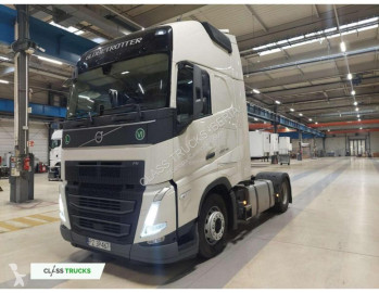 Cabeza tractora Volvo