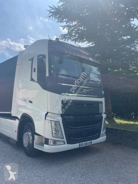 Traktor Volvo