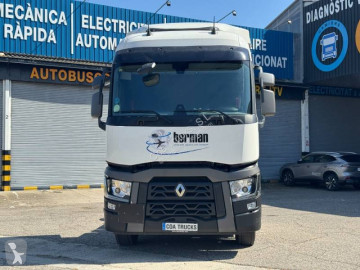 Cabeza tractora productos peligrosos / ADR Renault