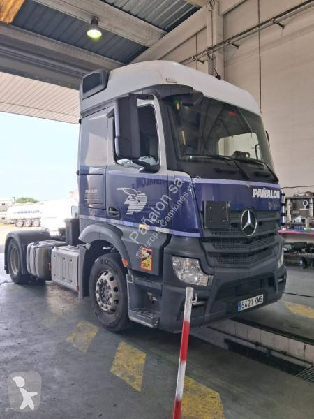 Traktor Mercedes