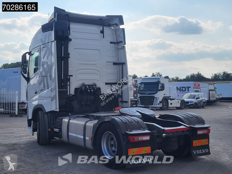 Traktor Volvo 4X2 2x Tanks I-Park Cool ACC Euro 6