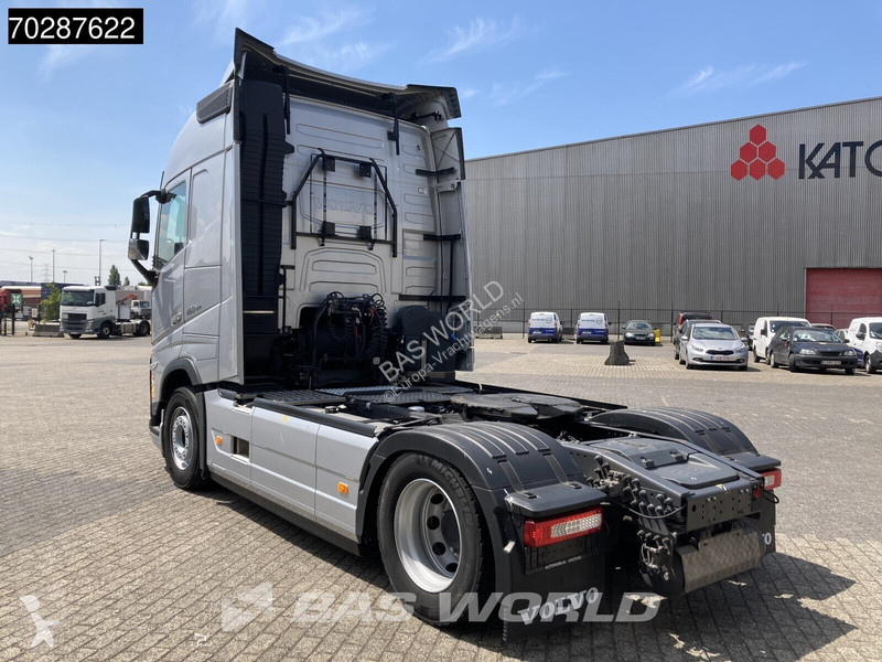 Traktor Volvo FH  4X2 2x Tanks VEB+ ACC I-Park...
