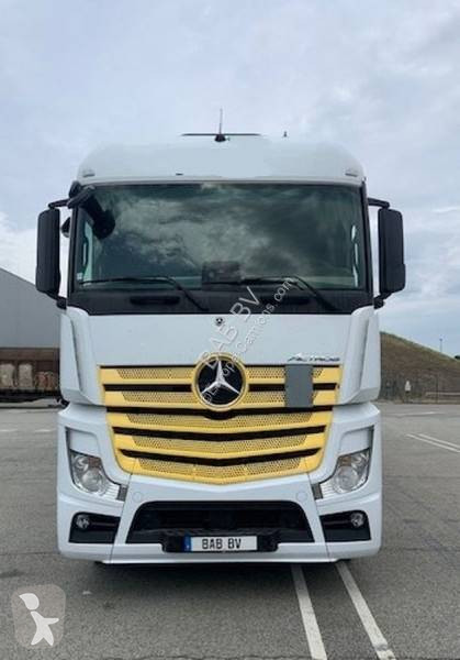 Tractor Mercedes