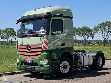 Traktor Mercedes