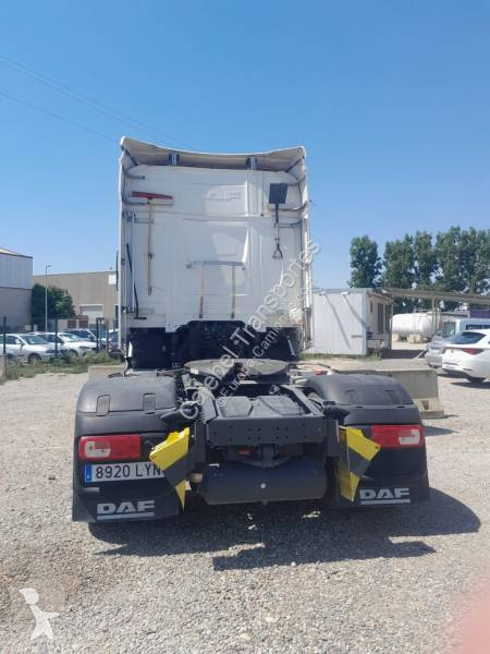 Cabeza tractora DAF