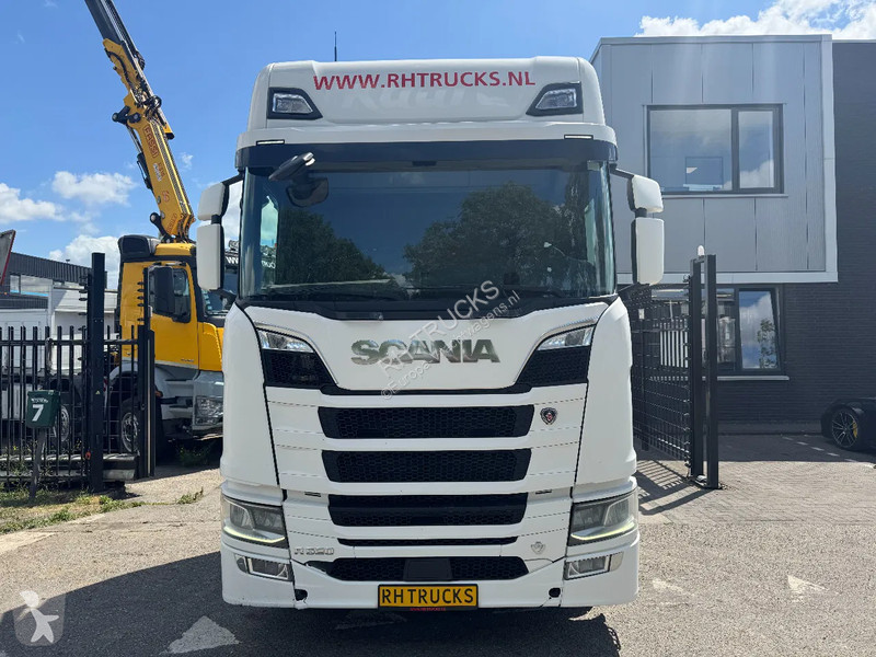 Tractor Scania R520 V8 NS 6X4 EURO 6