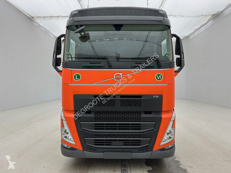 Traktor Volvo 500 Globetrotter