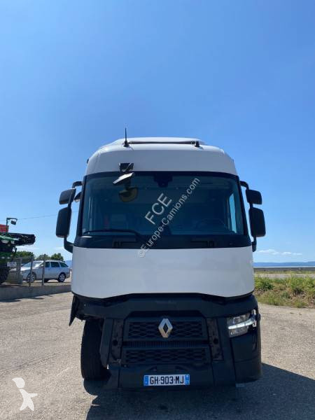 Tractor Renault