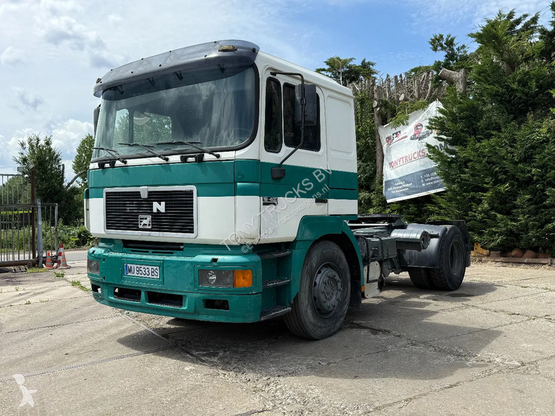 Traktor MAN 4X2 Tractor-unit Spring/Air ZF...