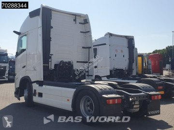 Cabeza tractora Volvo