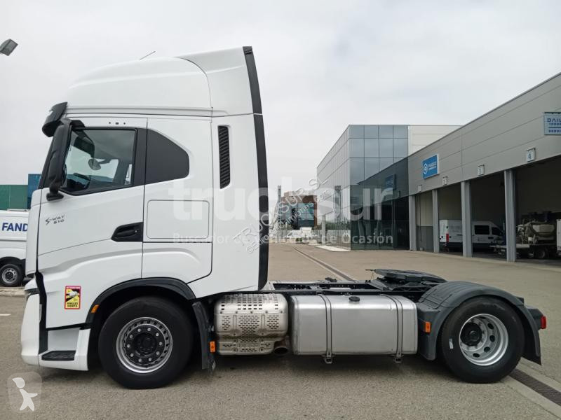 جرار Iveco S-WAY AS440S51T/P