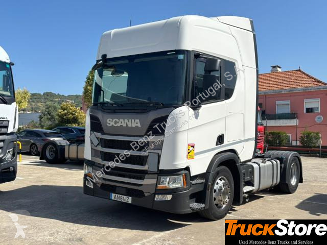 Traktor Scania 450