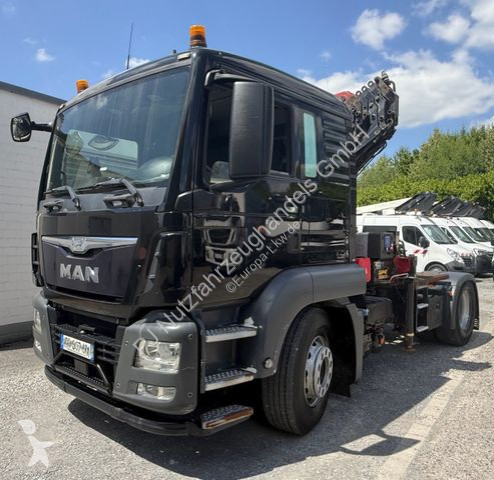 Tractor MAN 18.480 Kran HMF 1820 K6