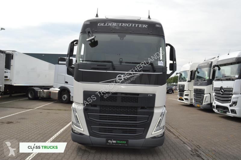 Tahač Volvo 500 Globetrotter XL Varios