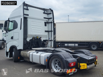 Traktor Iveco