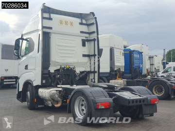 Tracteur Iveco