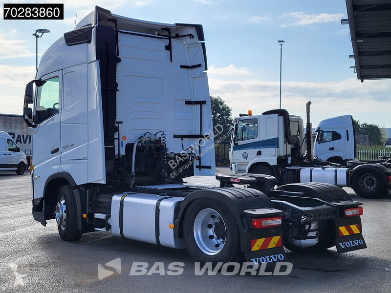 Traktor Volvo 500 4X2 2x Tanks VEB+ I-Park Cool...