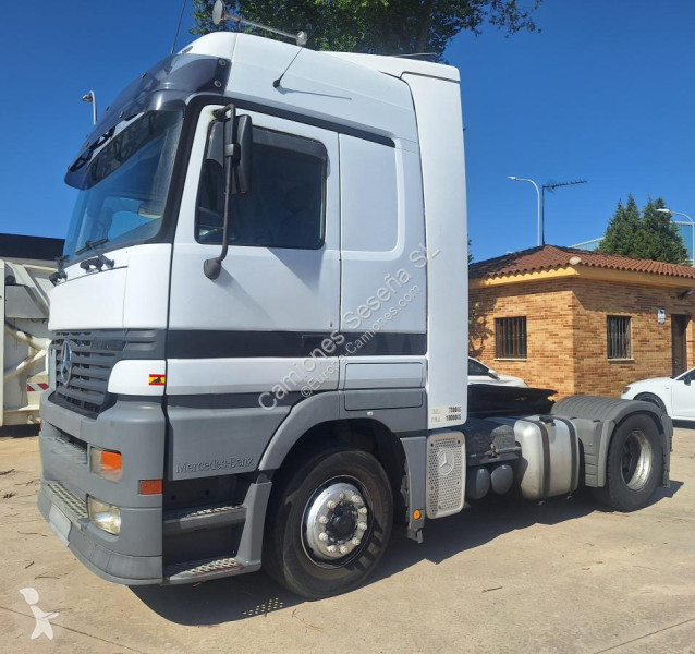Tracteur Mercedes 1848 LS