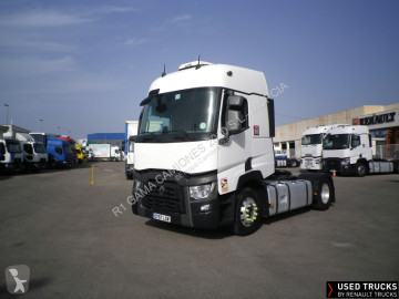 Tracteur produits dangereux / adr Renault