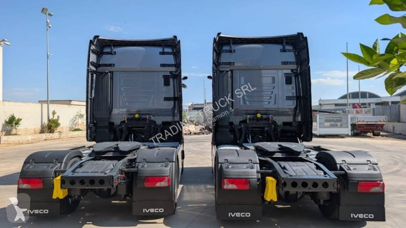 Traktor Iveco