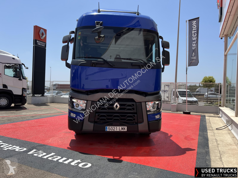 Traktor Renault