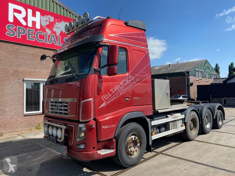 Traktor Volvo FH 16.700 -700 8X4 140 TON FULL...