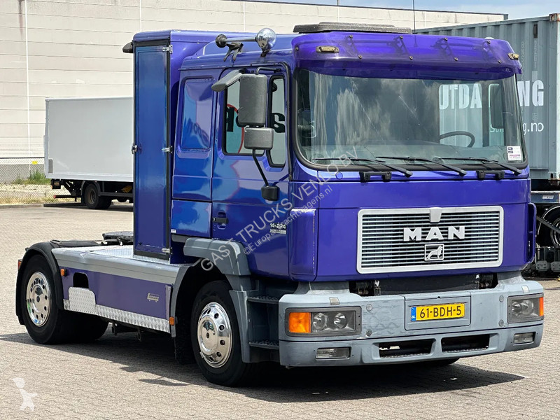 Traktor MAN 4x2 Euro 2 / 6 Cilinder / Manual /...