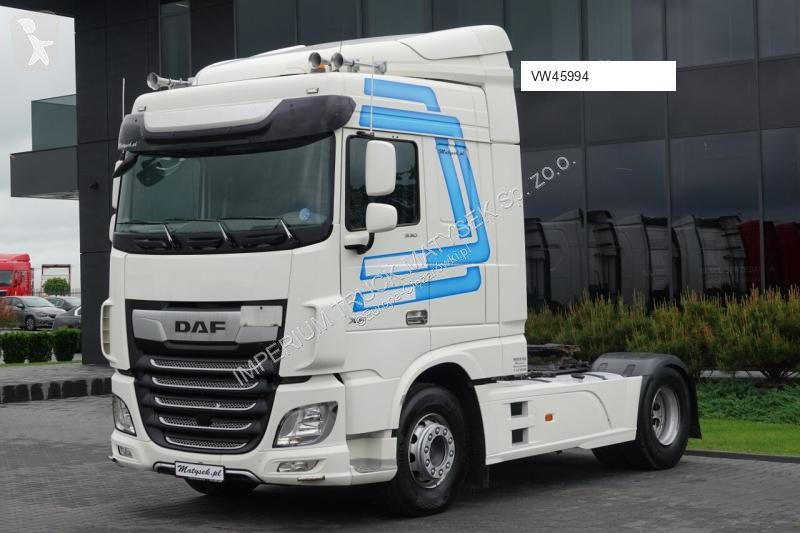 Cabeza tractora DAF XF 530