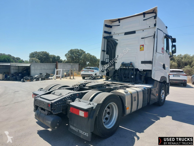 Traktor Renault