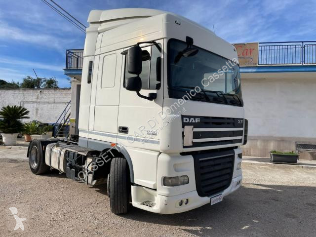 Trattore Stradale DAF XF 105.460 TRATTORE...