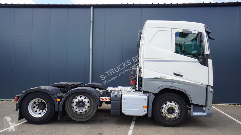 Traktor Volvo 420 6X2 ADR 796.000KM