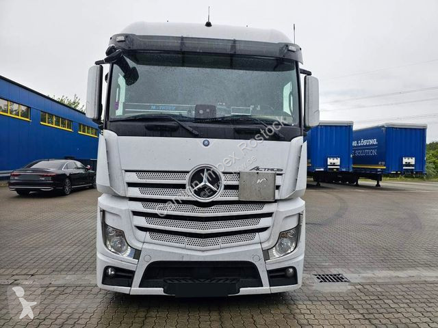Traktor Mercedes 1843 LL mit Hubsattelkupplung...