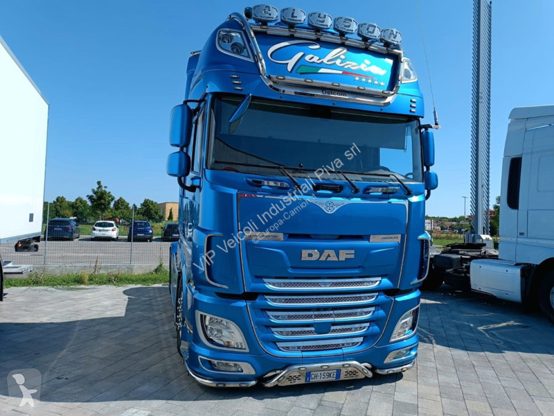 Tracteur DAF XF 530 FT