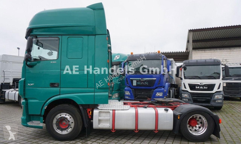 Traktor DAF XF 530