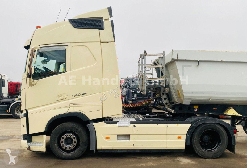 Traktor Volvo