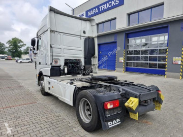 Cabeza tractora DAF