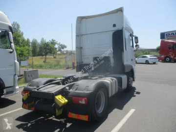 Cabeza tractora DAF