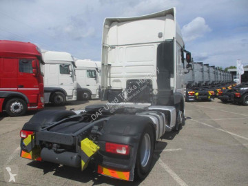 Cabeza tractora DAF