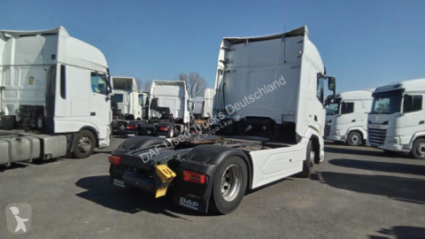 Cabeza tractora DAF