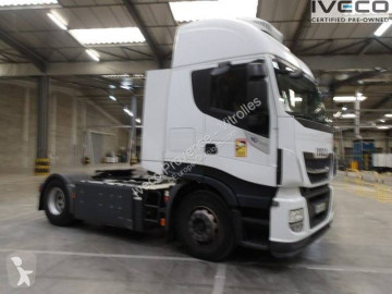 Cabeza tractora Iveco