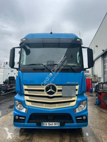 Tractor Mercedes