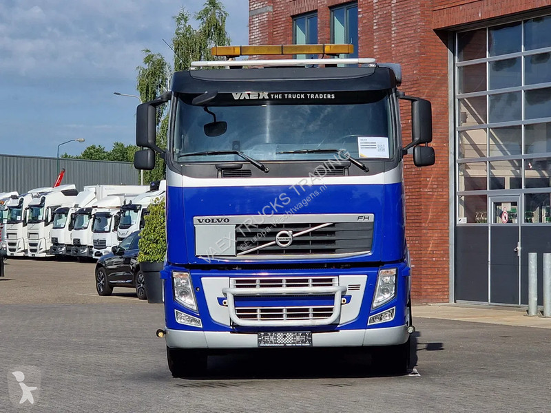 Tahač Volvo 13520 Low roof 6x2 - Retarder -...