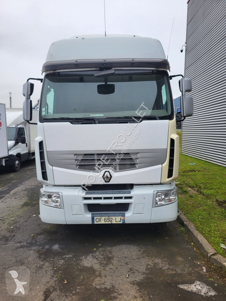 Traktor Renault TRACTEUR