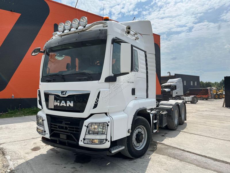 Traktor MAN 33.500 6x6 HYDRAULICS